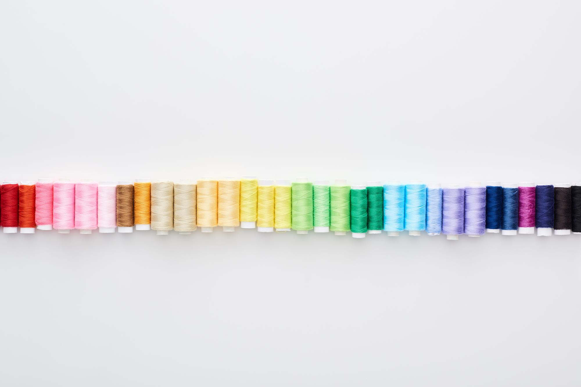 Campione di punti con palette di colori pastello